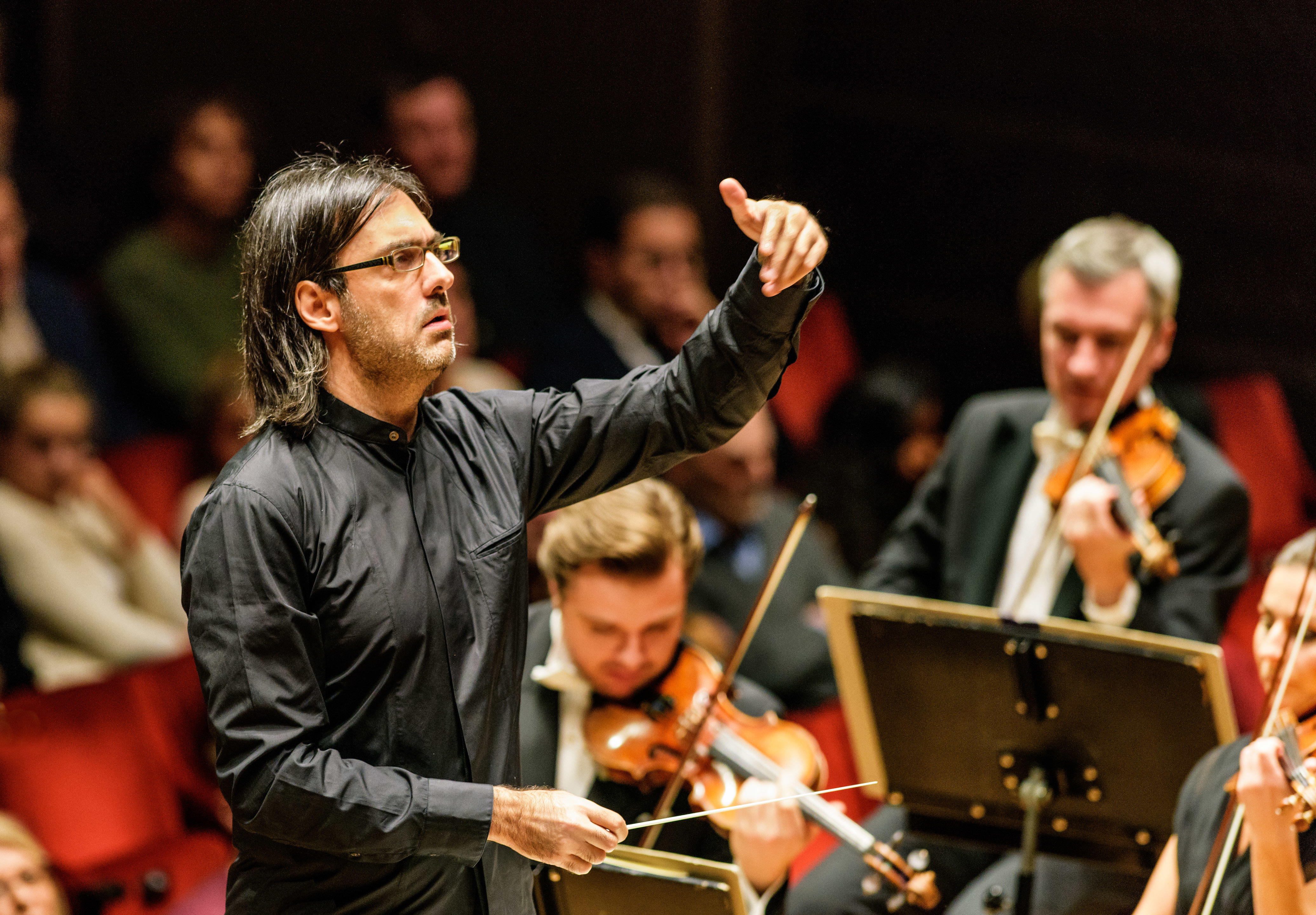 ﾚｵﾆﾀﾞｽ・ｶｳﾞｧｺｽ | アーティスト | 株式会社AMATI